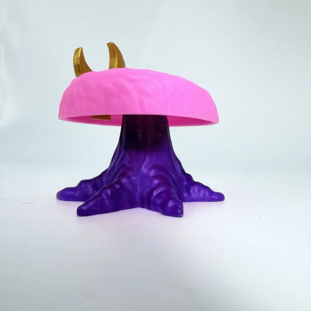 Monster High Creepover Party CrescMoent Pet Bed Replacement Pink Purple Moon Bed
